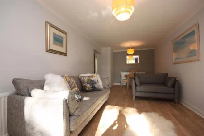 Flat Ascot Court in Glasgow