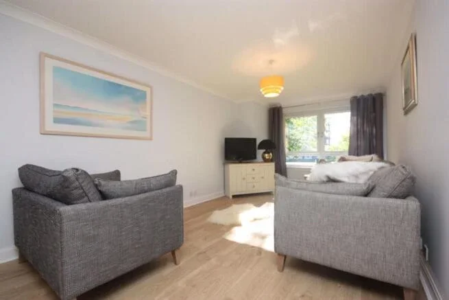 Flat Ascot Court in Glasgow