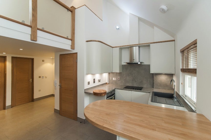 Flat St. Albans Road in Dacorum
