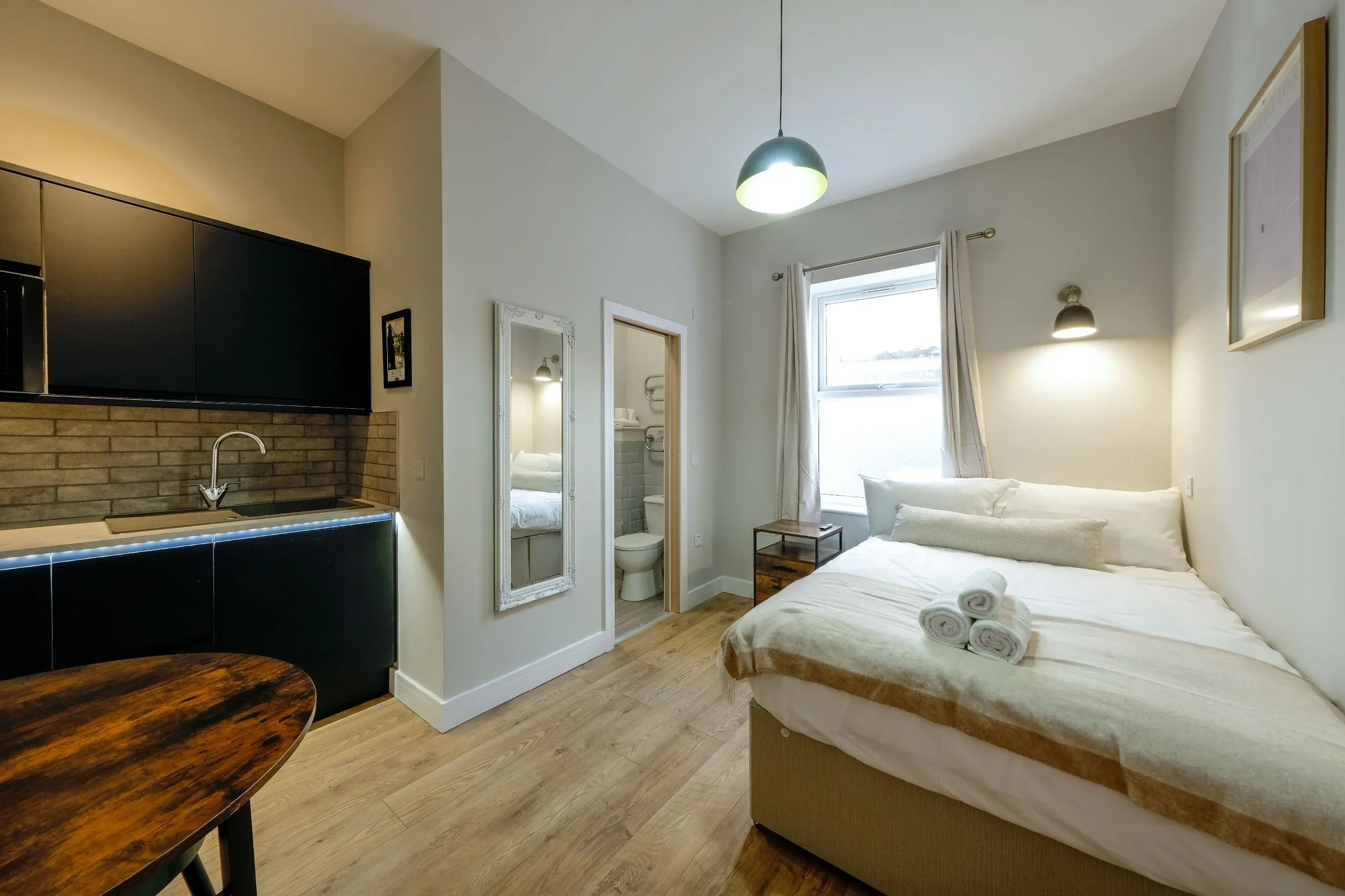 Flat Gloucester Road in Bristol