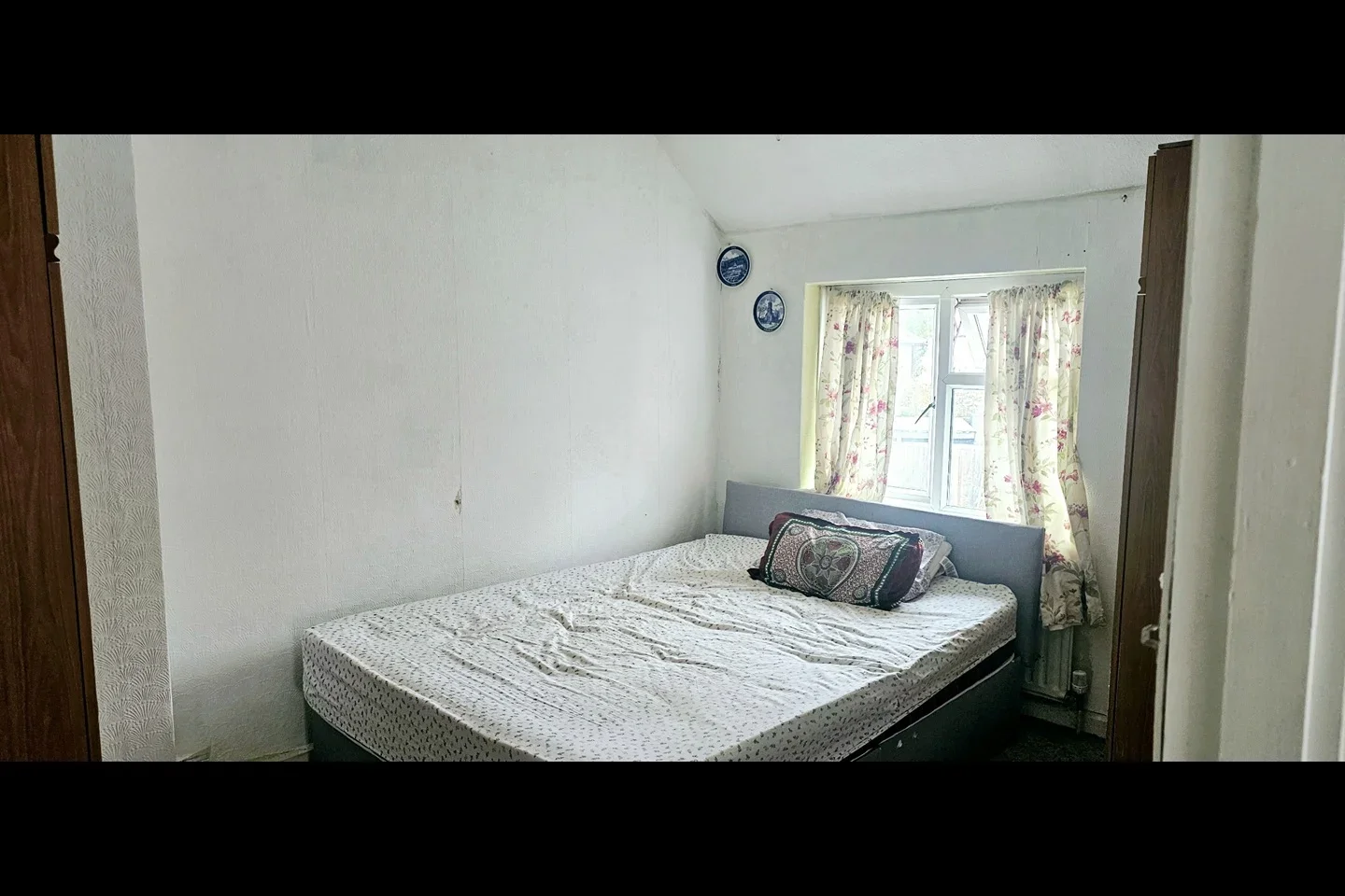 Room King Henry's Road in Greater London