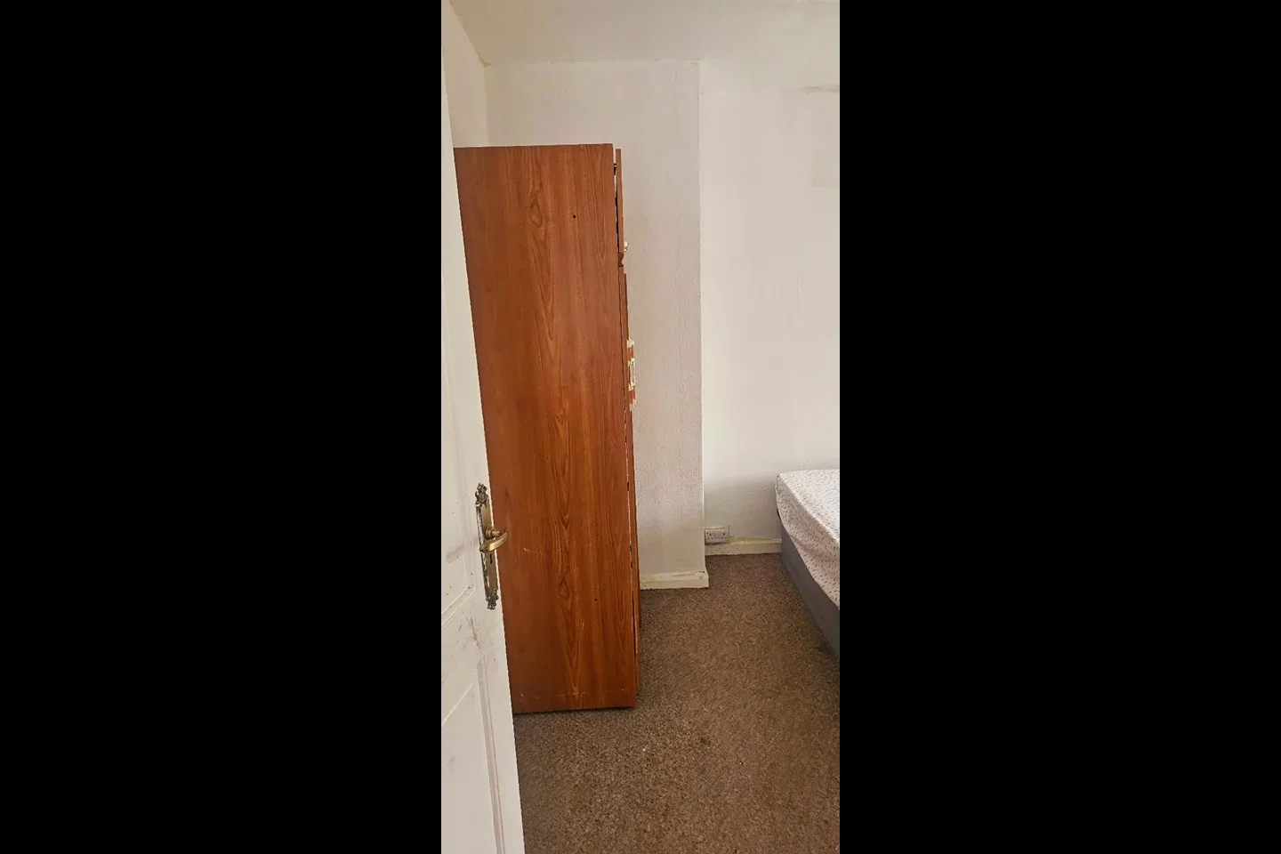 Room King Henry's Road in Greater London