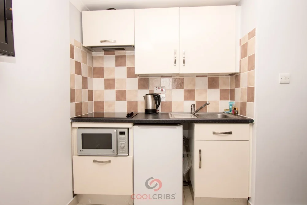 Flat Inverness Terrace in City of Westminster