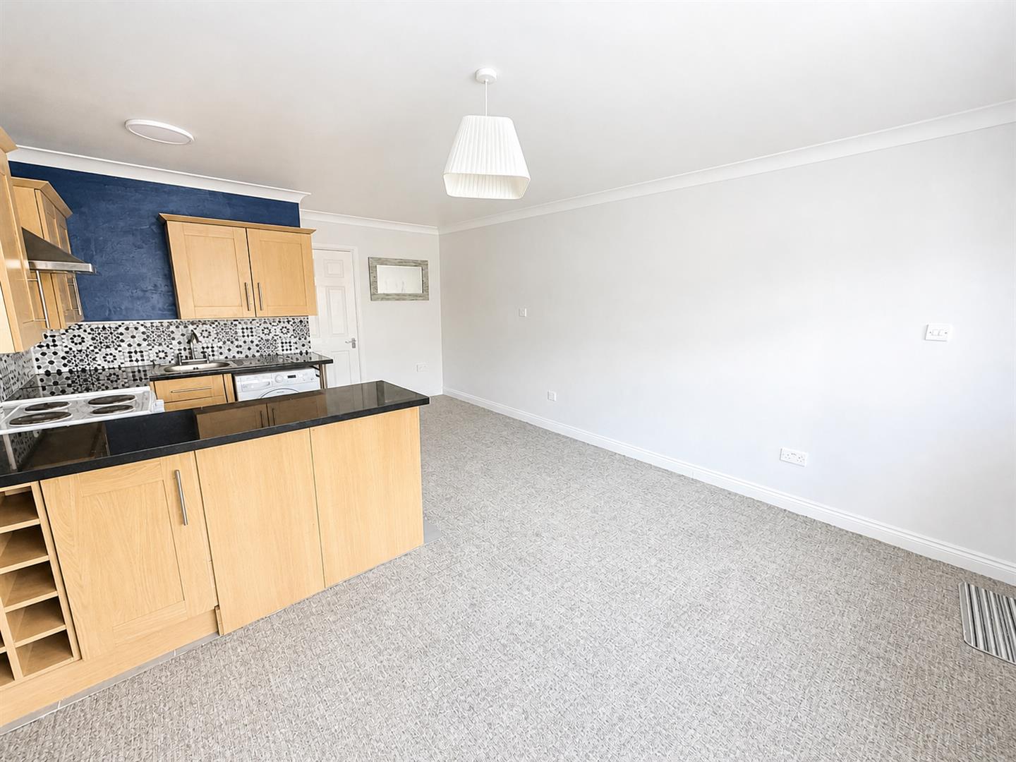 Flat Gainsborough Road in Corby