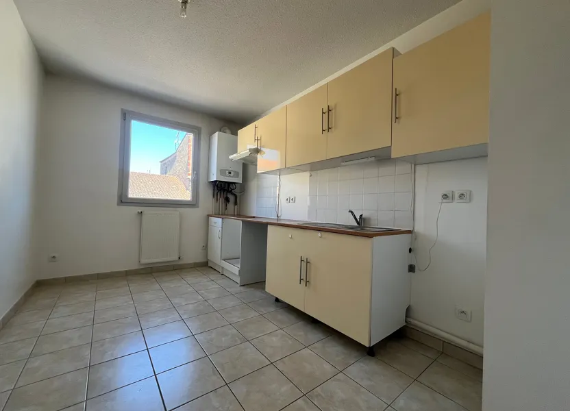 Appartement Rue Tony Révillon à Saint-Laurent-sur-Saône