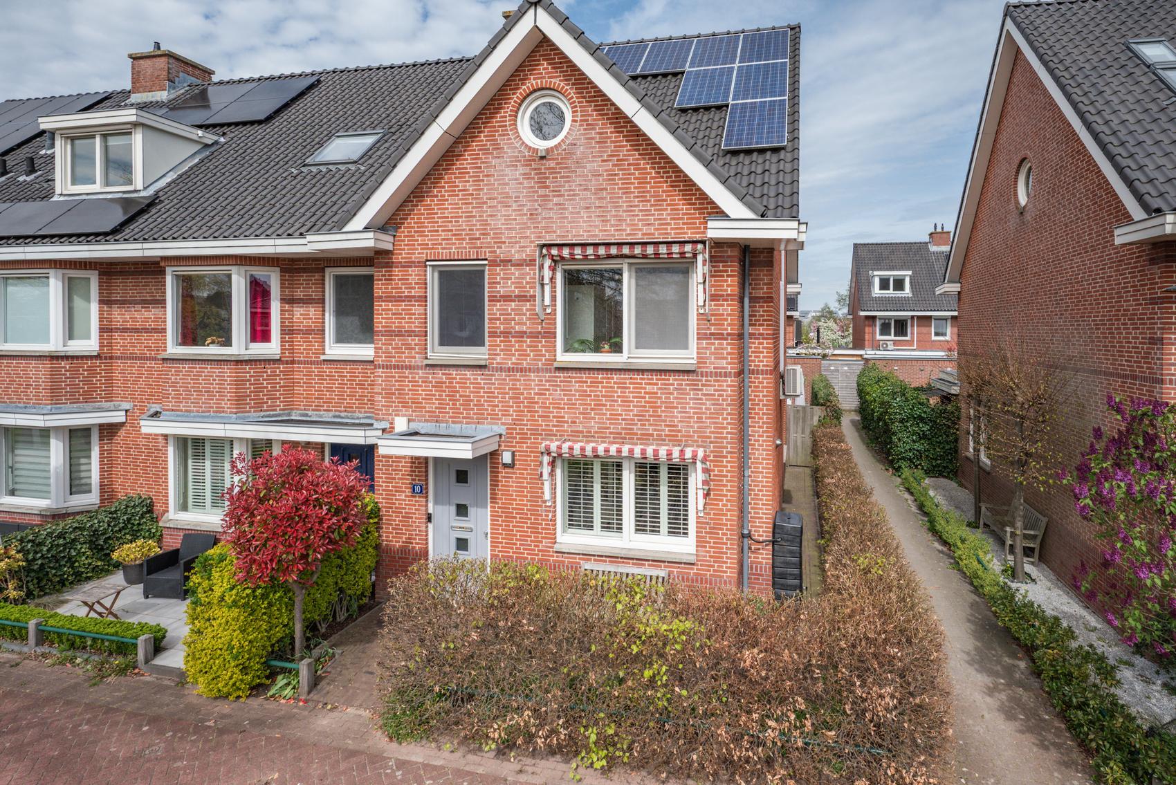 Huis Henk Barnardsingel 10 in Berkel en Rodenrijs