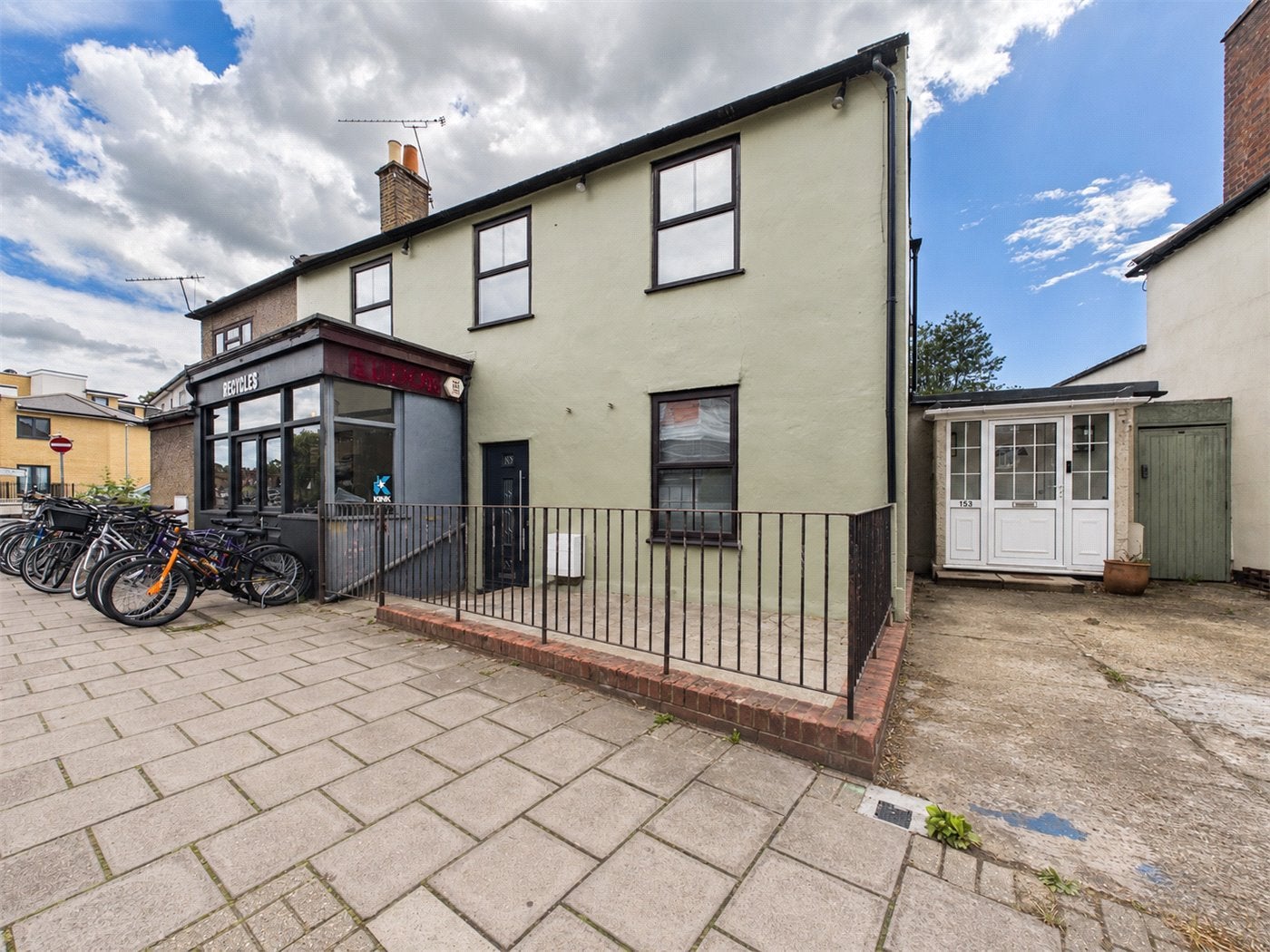 Flat Brighton Road in Greater London