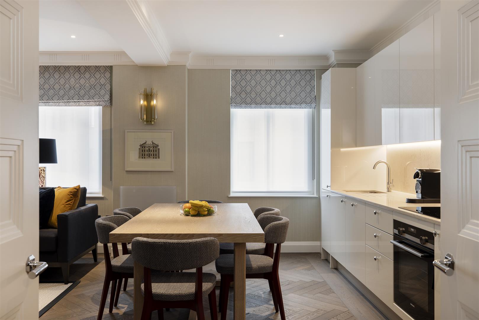 Flat Park Lane in City of Westminster