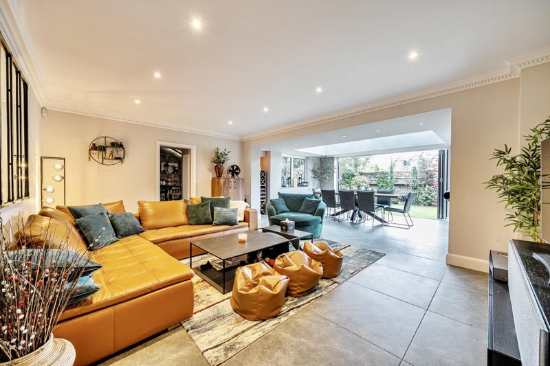 Room Perry Street in Greater London