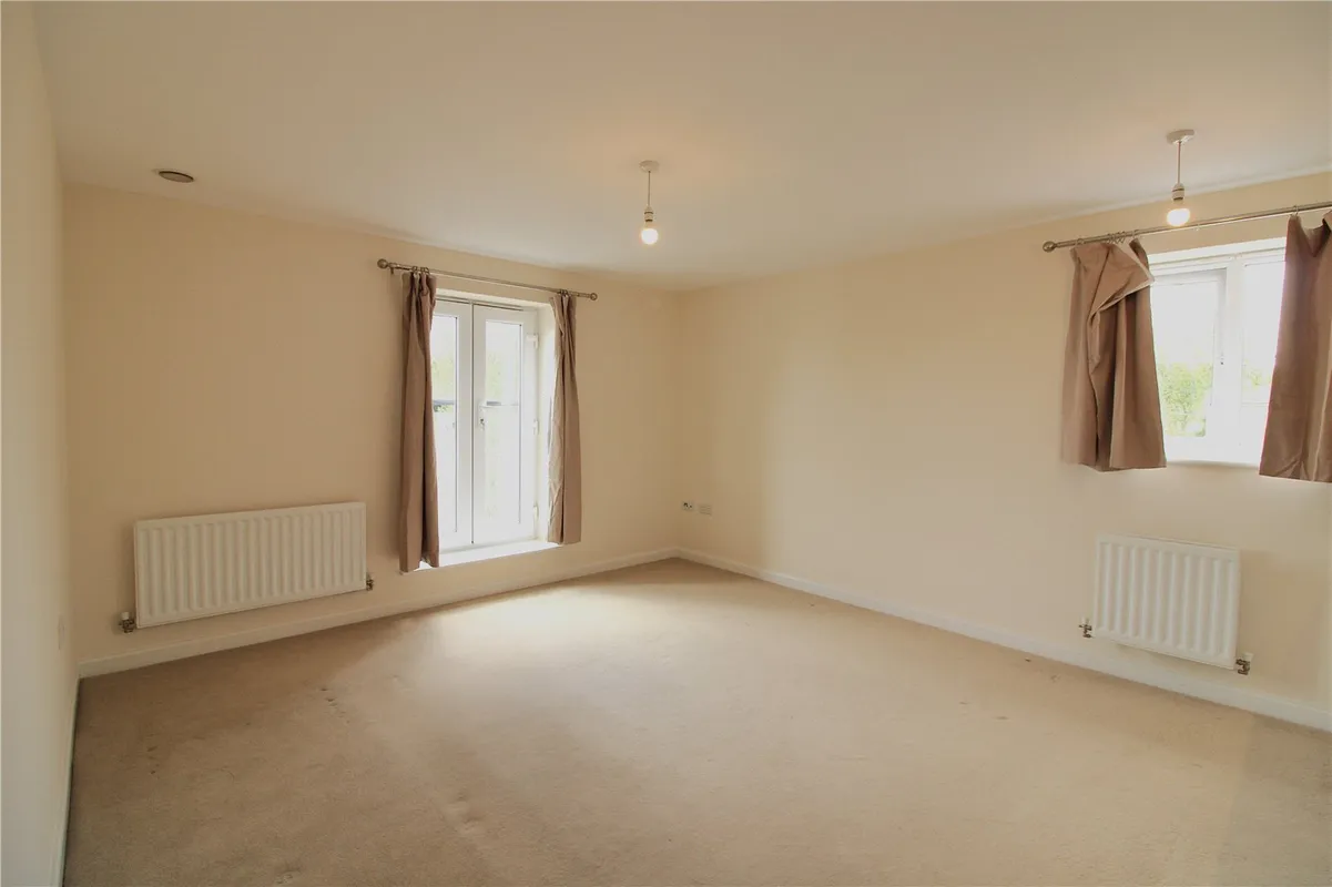 Flat Hansen Gardens in Hedge End