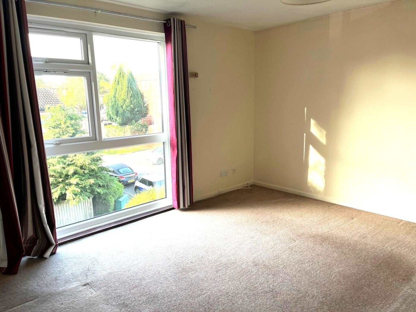 Flat Clovelly Way in Stevenage
