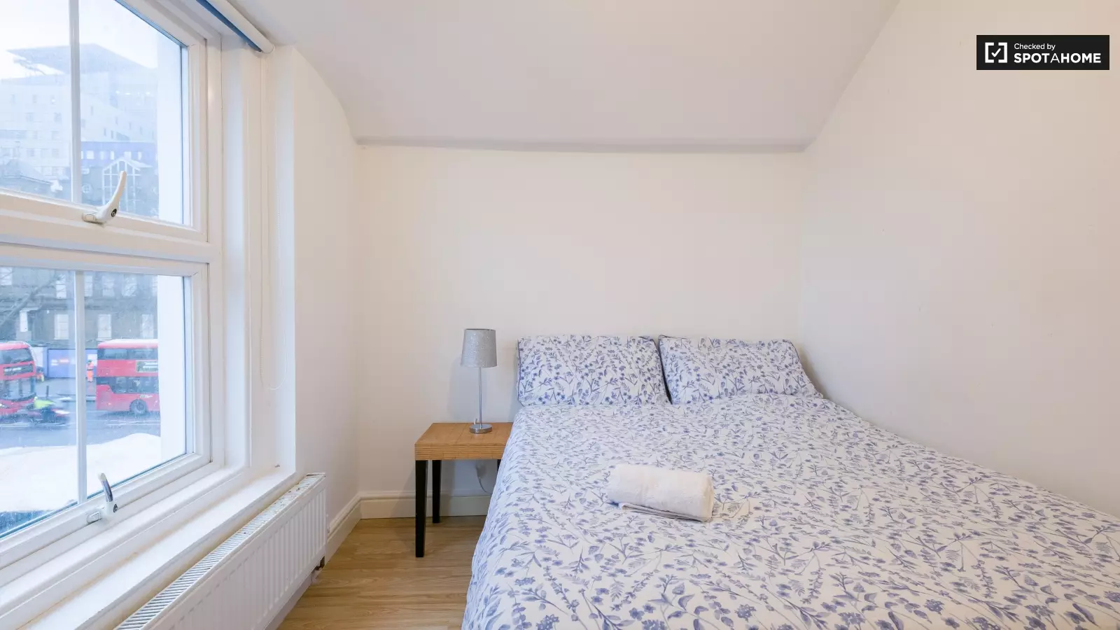 Flat Durward Street in Greater London