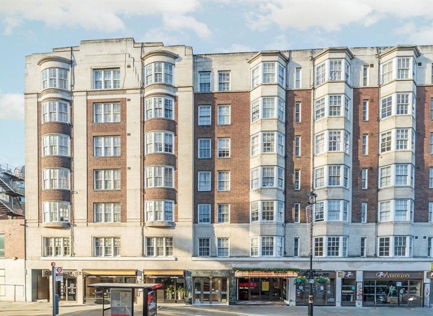 Flat Queensway in City of Westminster