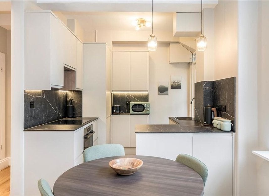 Flat Queensway in City of Westminster