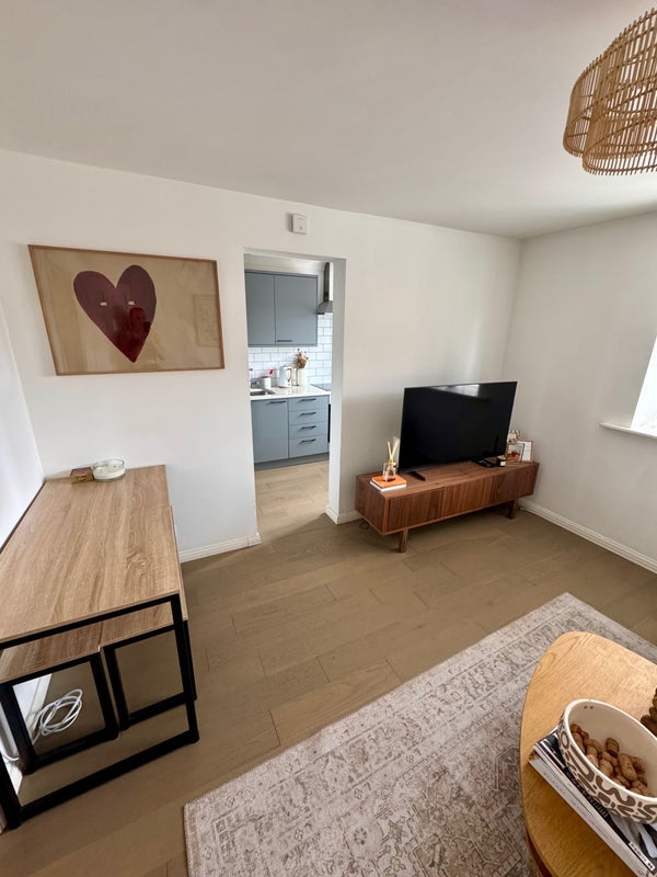 Flat Rosethorn Close in Greater London