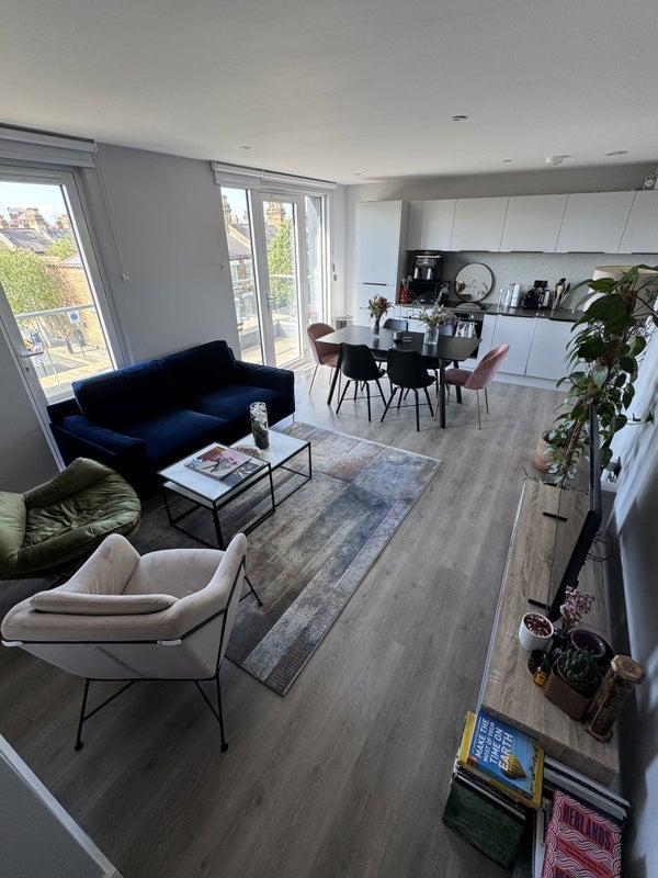 Room Kilburn Lane in Greater London