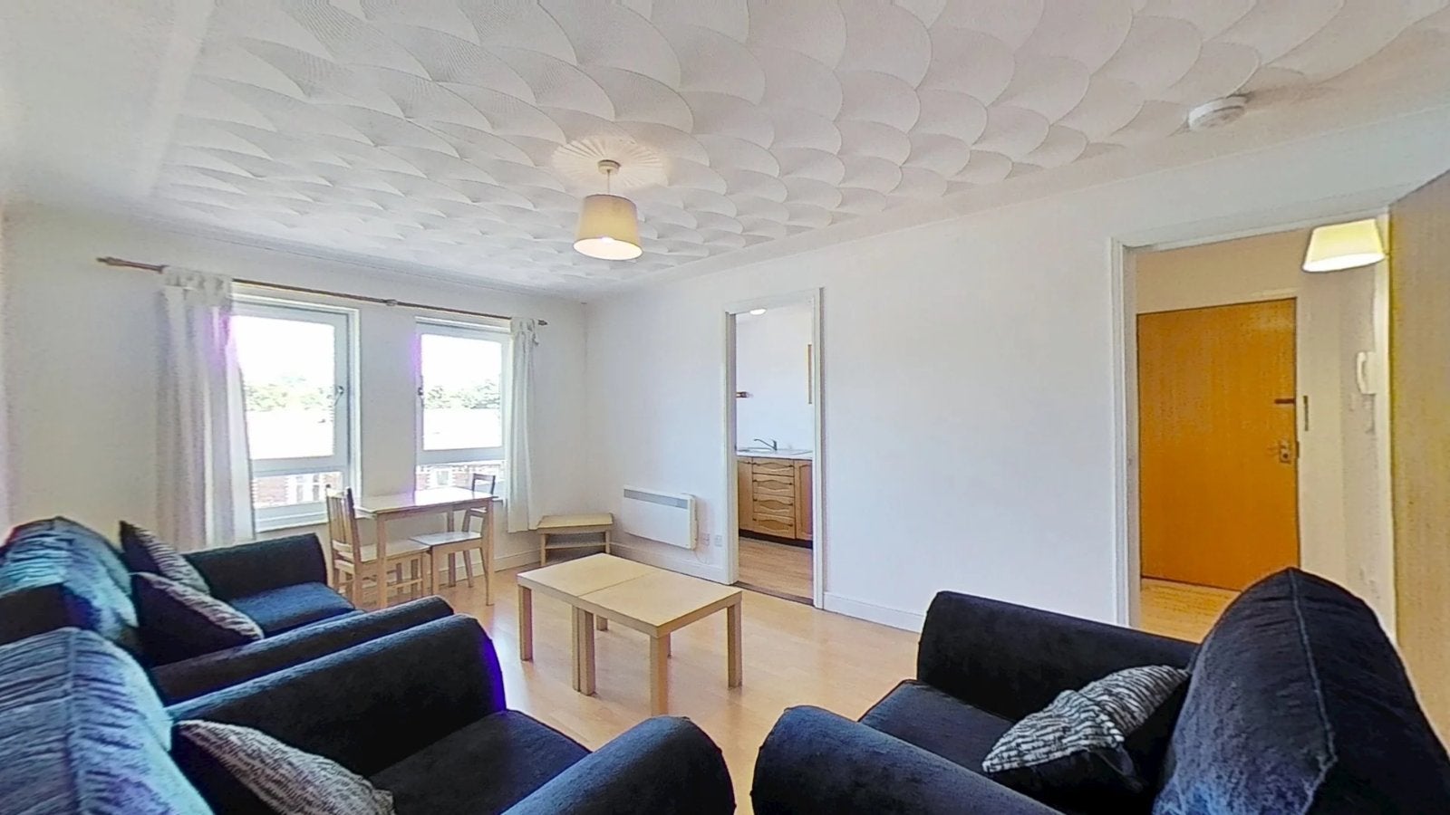 Flat Kelvindale Road in Glasgow