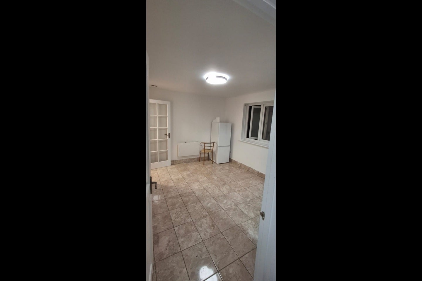 Flat Francis Street in Greater London