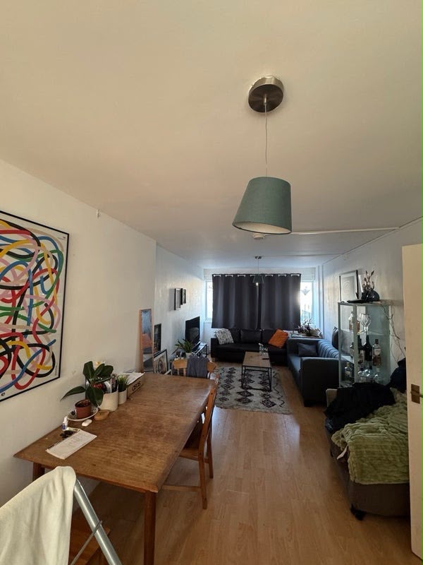 Room Punderson's Gardens in Greater London