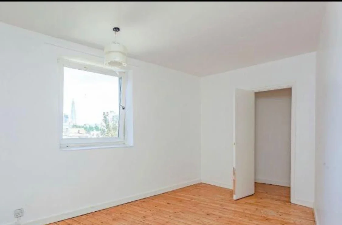 Room Madron Street in Greater London