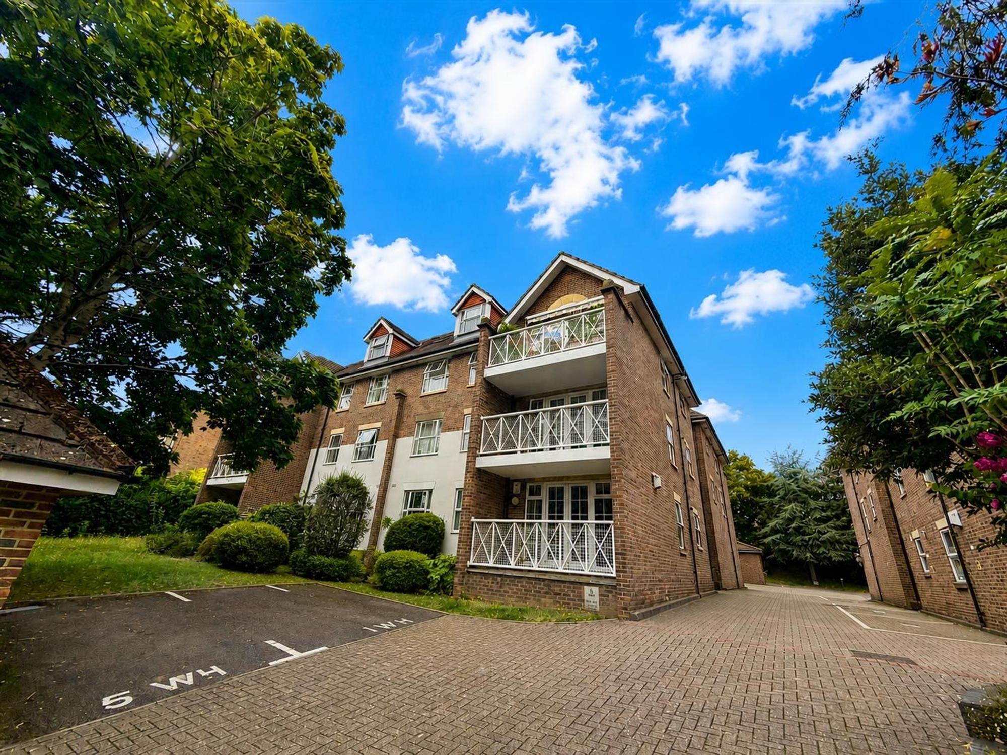 Flat Winn Road in Southampton