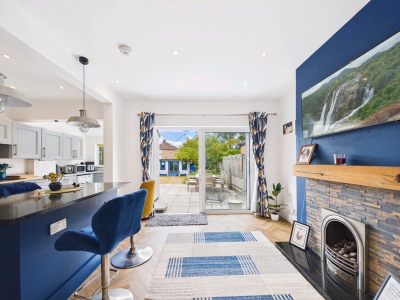 Room Westmead Road in Bristol