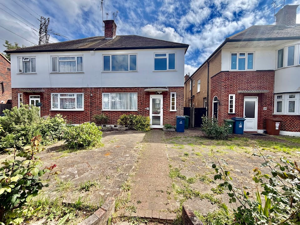 Flat Imperial Close in Greater London