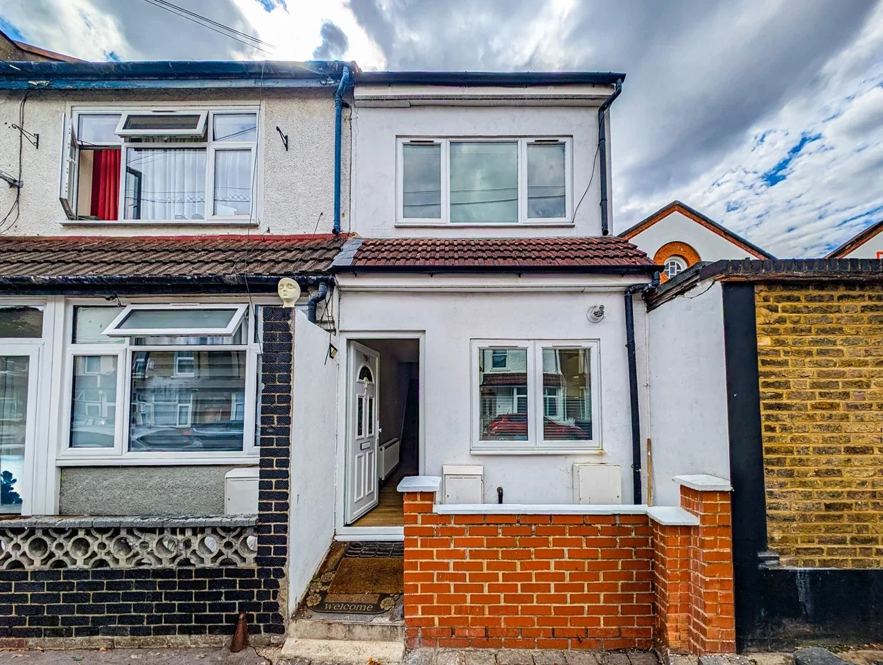 House Penshurst Road in Greater London