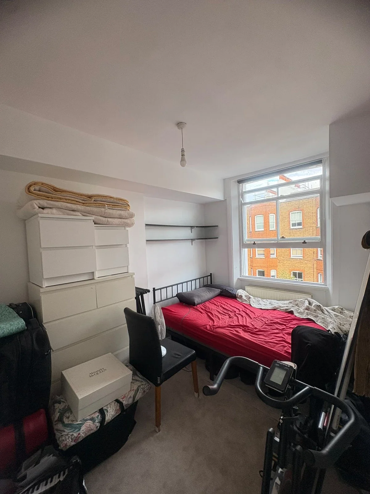 Room Nevern Square in London
