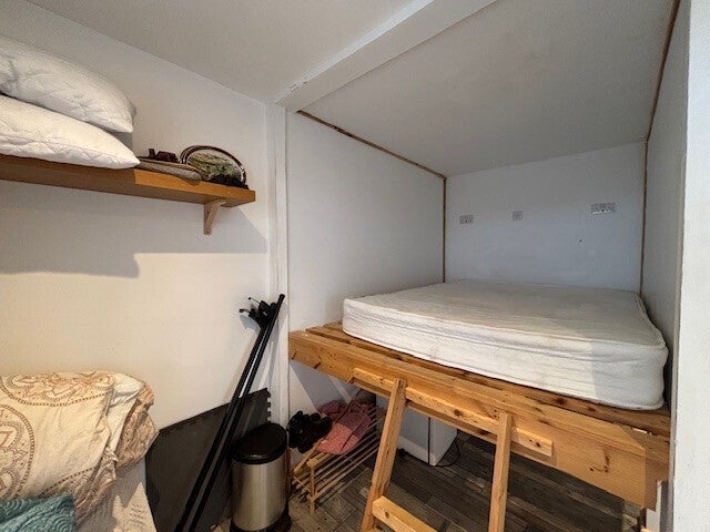 House Fortescue Close in Foxhole