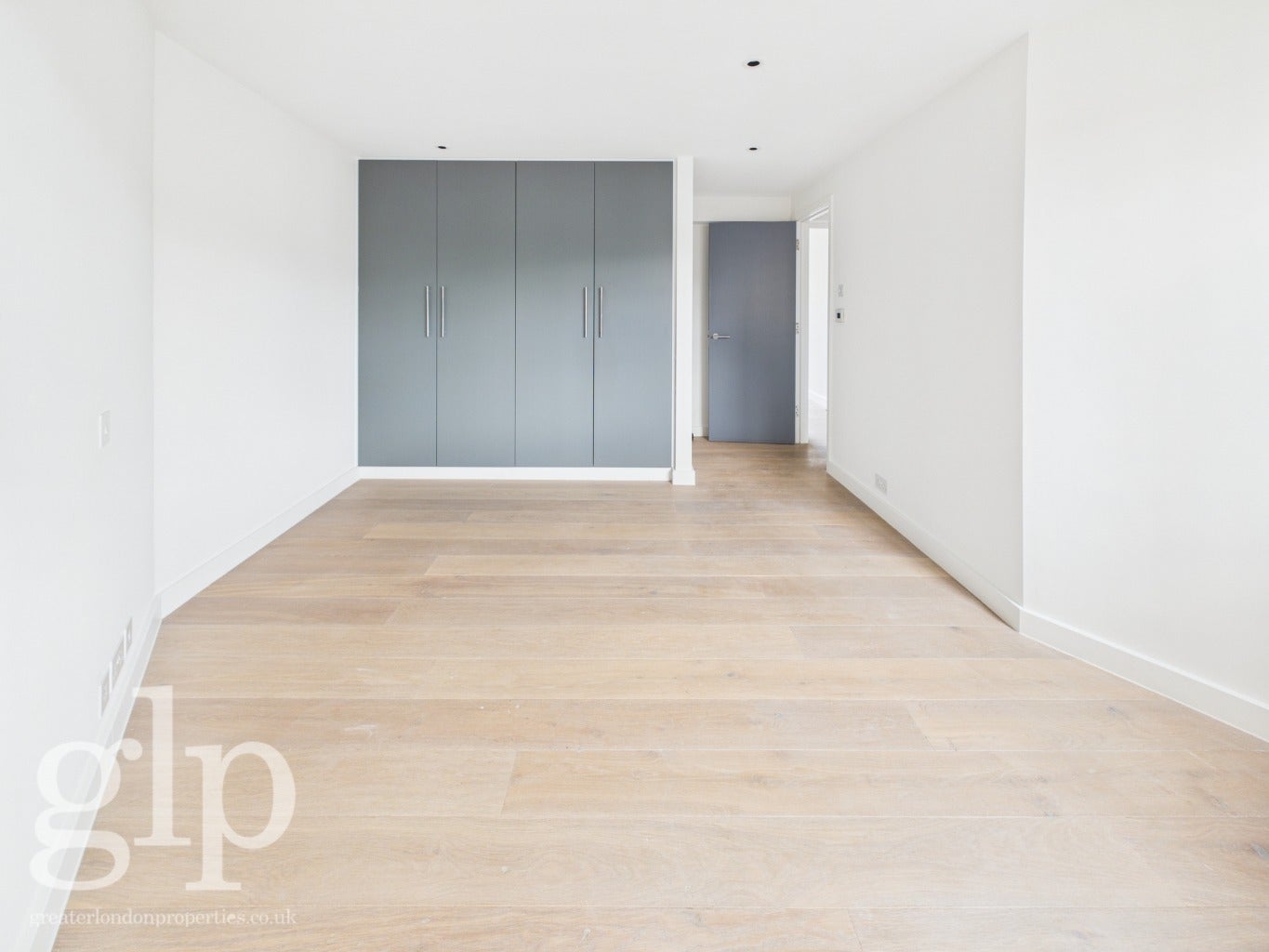 Flat Upper St Martin's Lane in City of Westminster