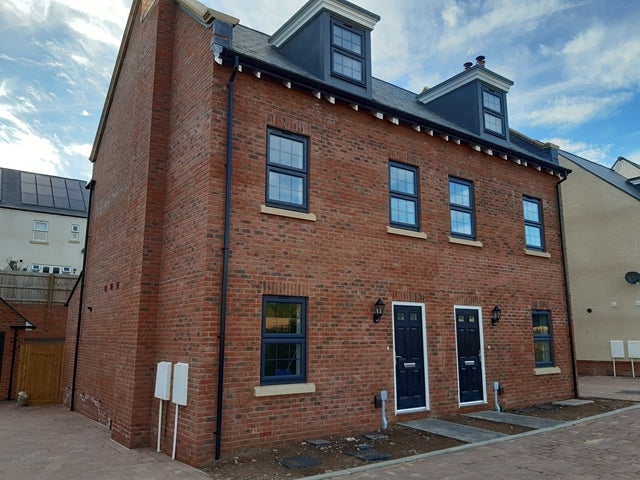 House Ruby Red Row in Exeter