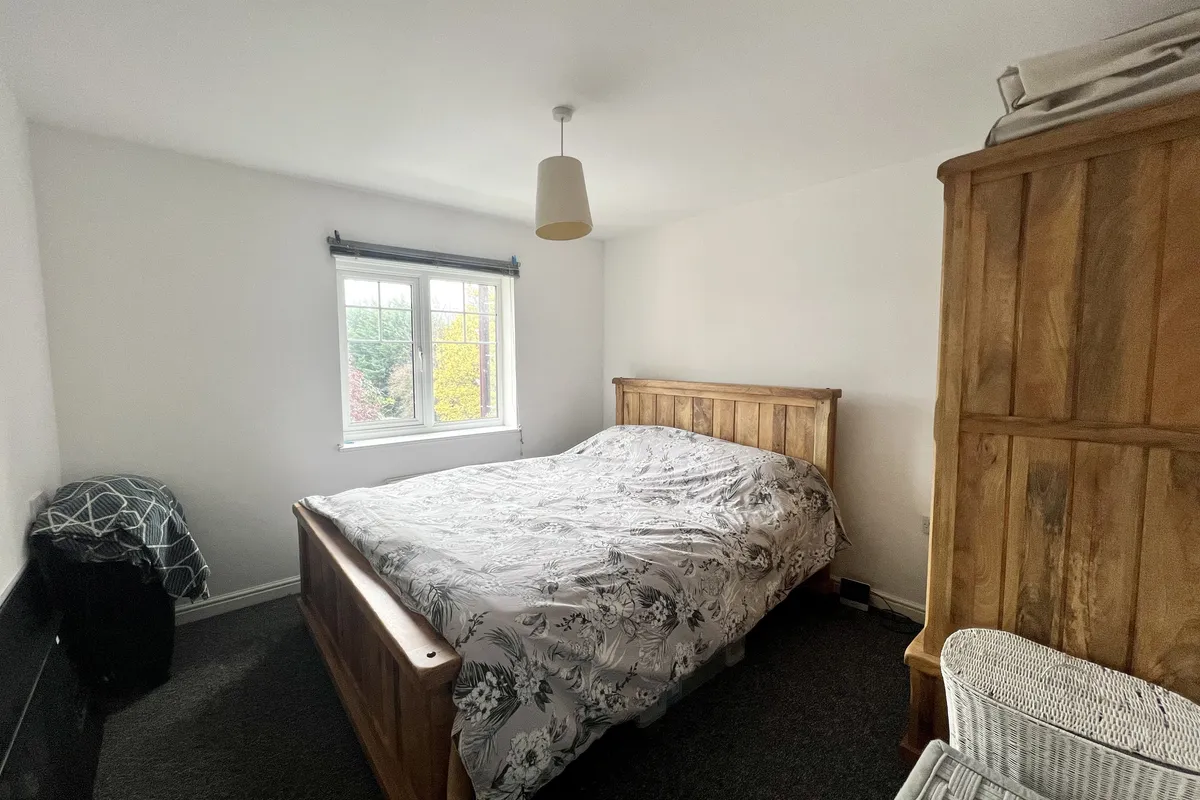 Flat Staniland Court in Vale of White Horse
