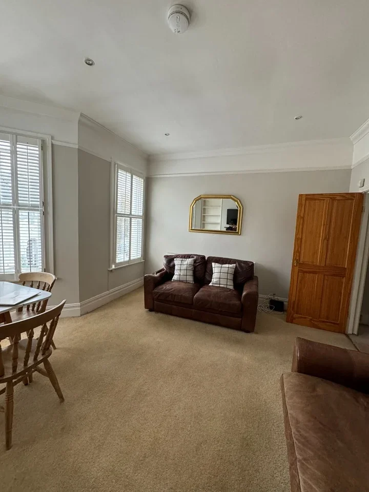 Flat Acris Street in Greater London
