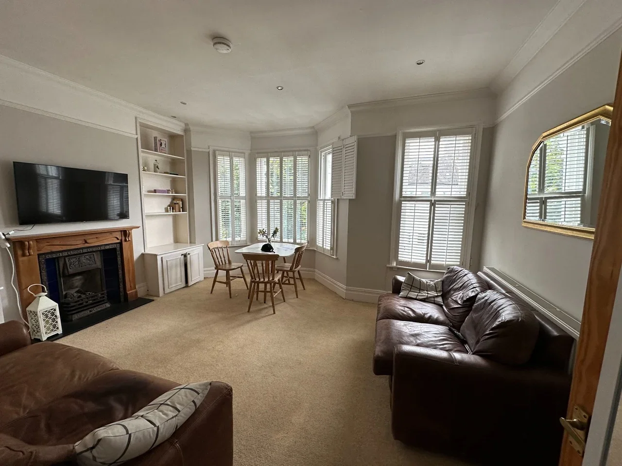 Flat Acris Street in Greater London