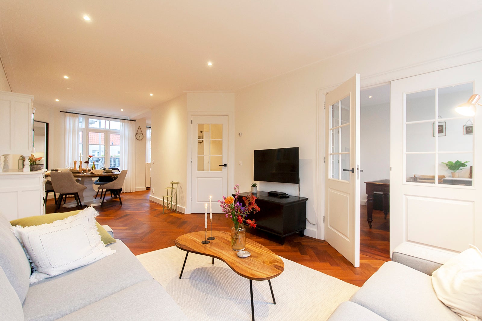 Appartement Van Tuyll van Serooskerkenweg 110 3 in Amsterdam
