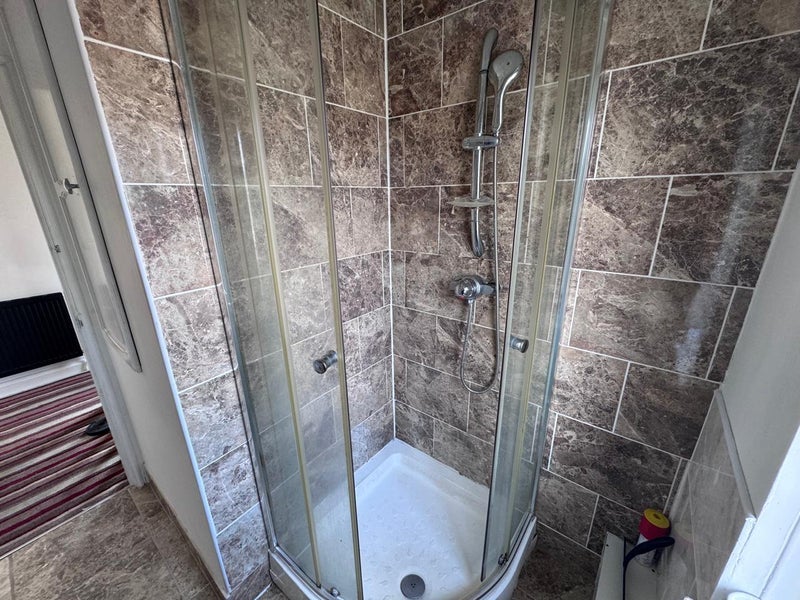Room Cupfields Avenue in Sandwell