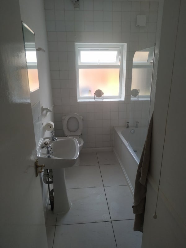Room Coach Lane in North Tyneside
