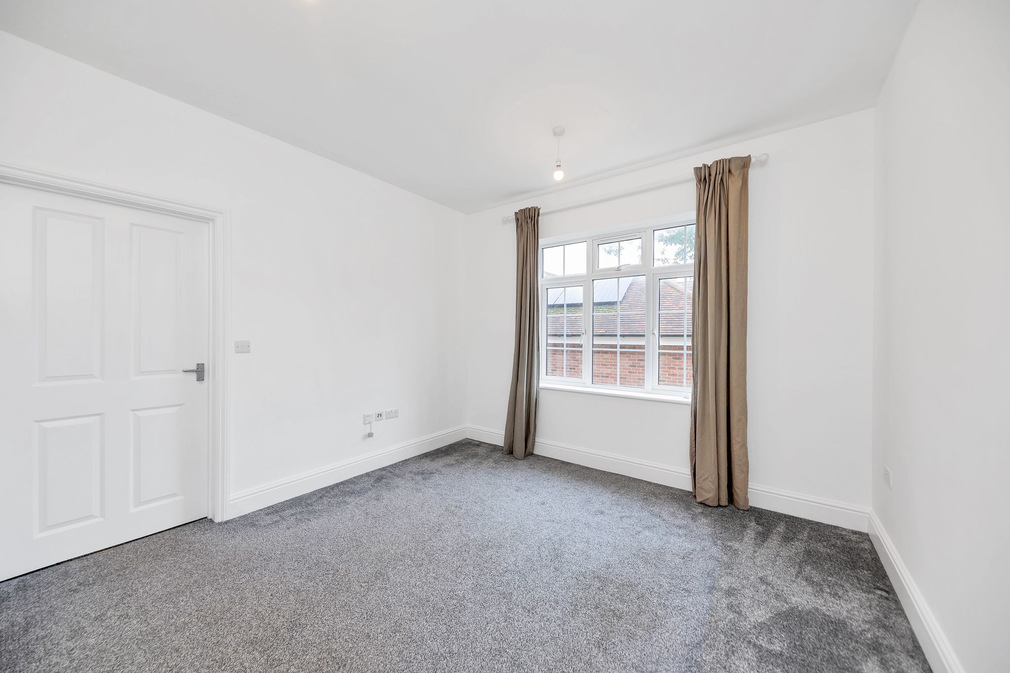 Flat The Warren in Royston