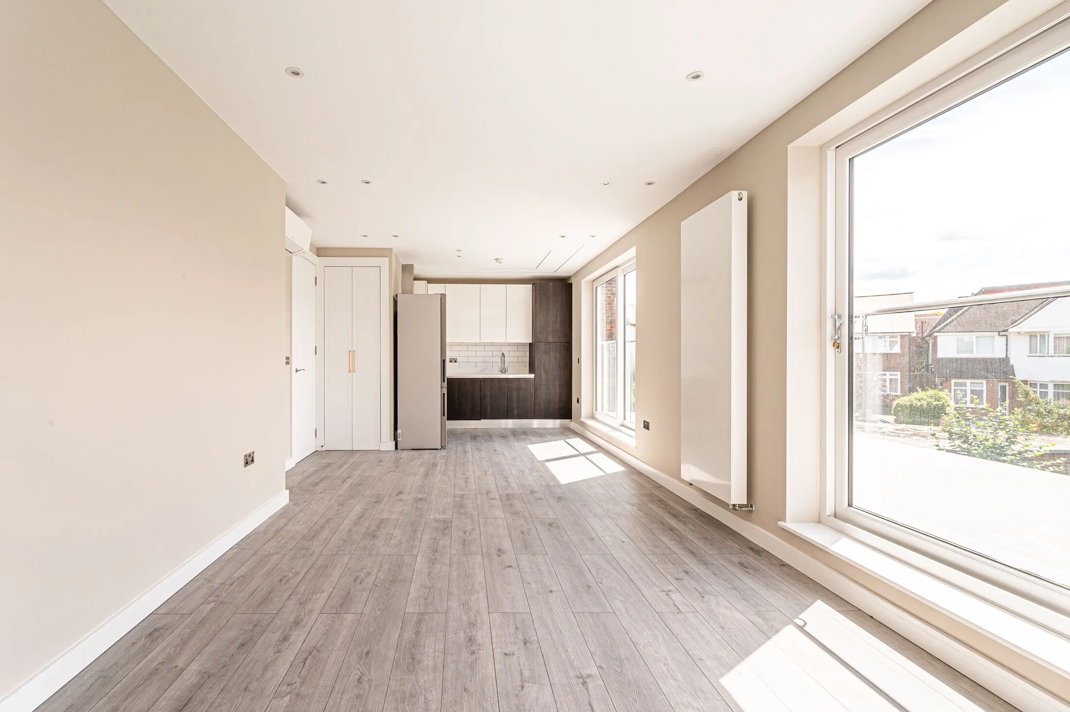 Flat Gresham Gardens in Greater London
