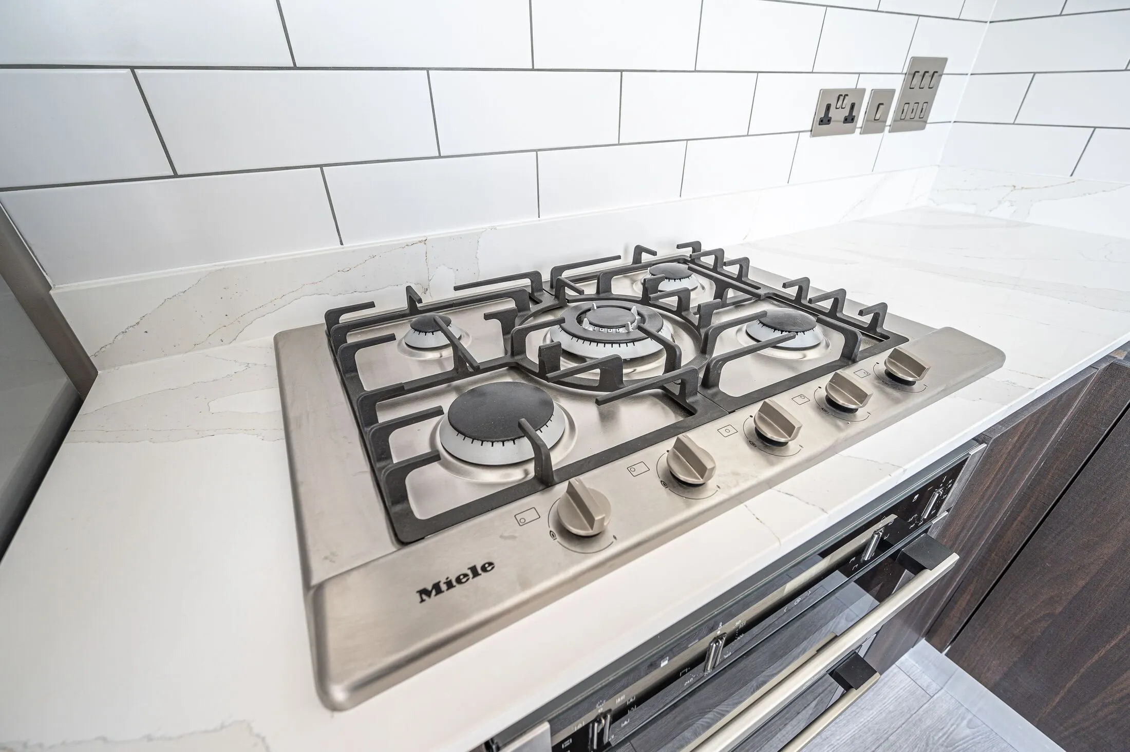 Flat Gresham Gardens in Greater London