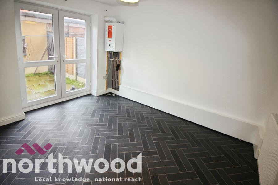 Flat Bath Street North in Southport