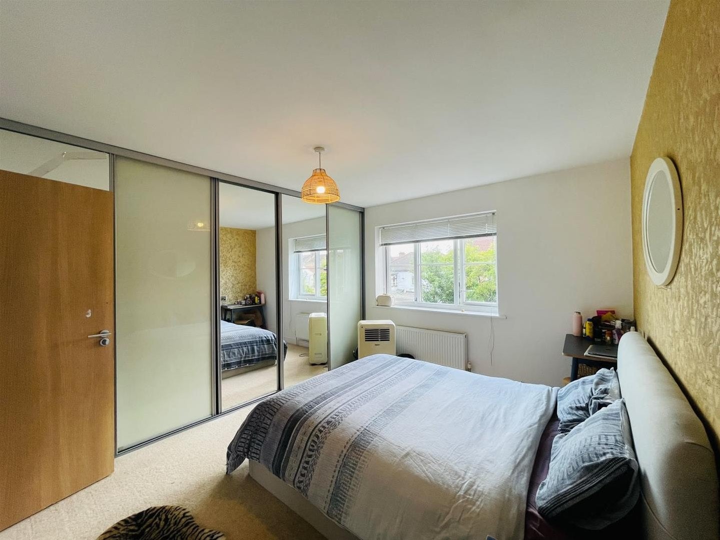 House Lindale Close in Greater London