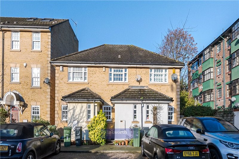 House Harleyford Road in Greater London