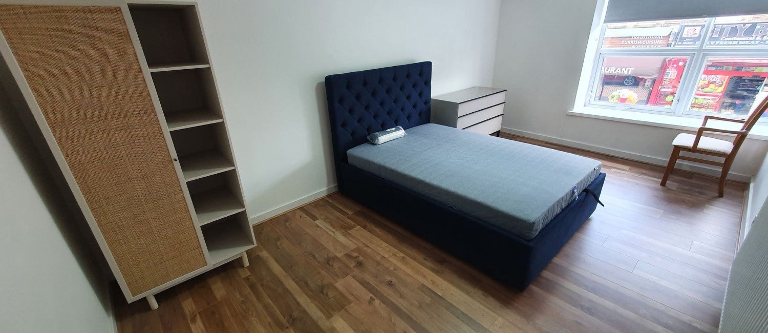 Flat Northcote Lane in Cardiff