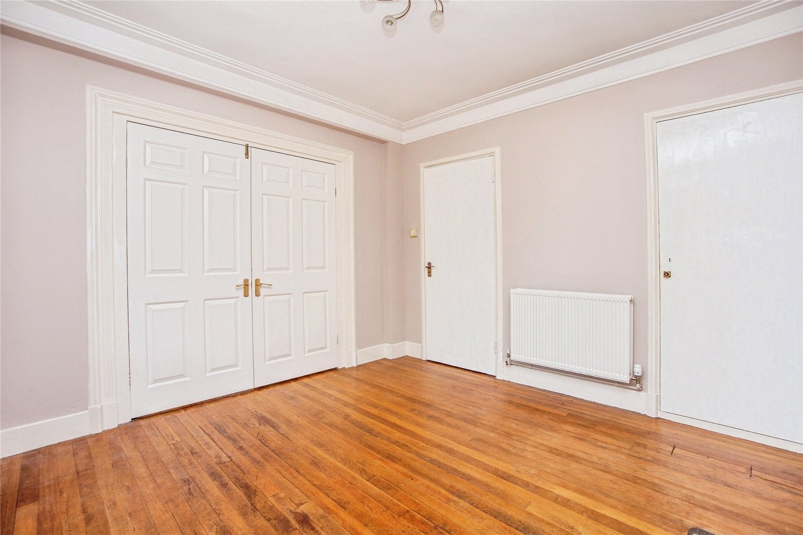 Flat Coach House Mews in Cheltenham
