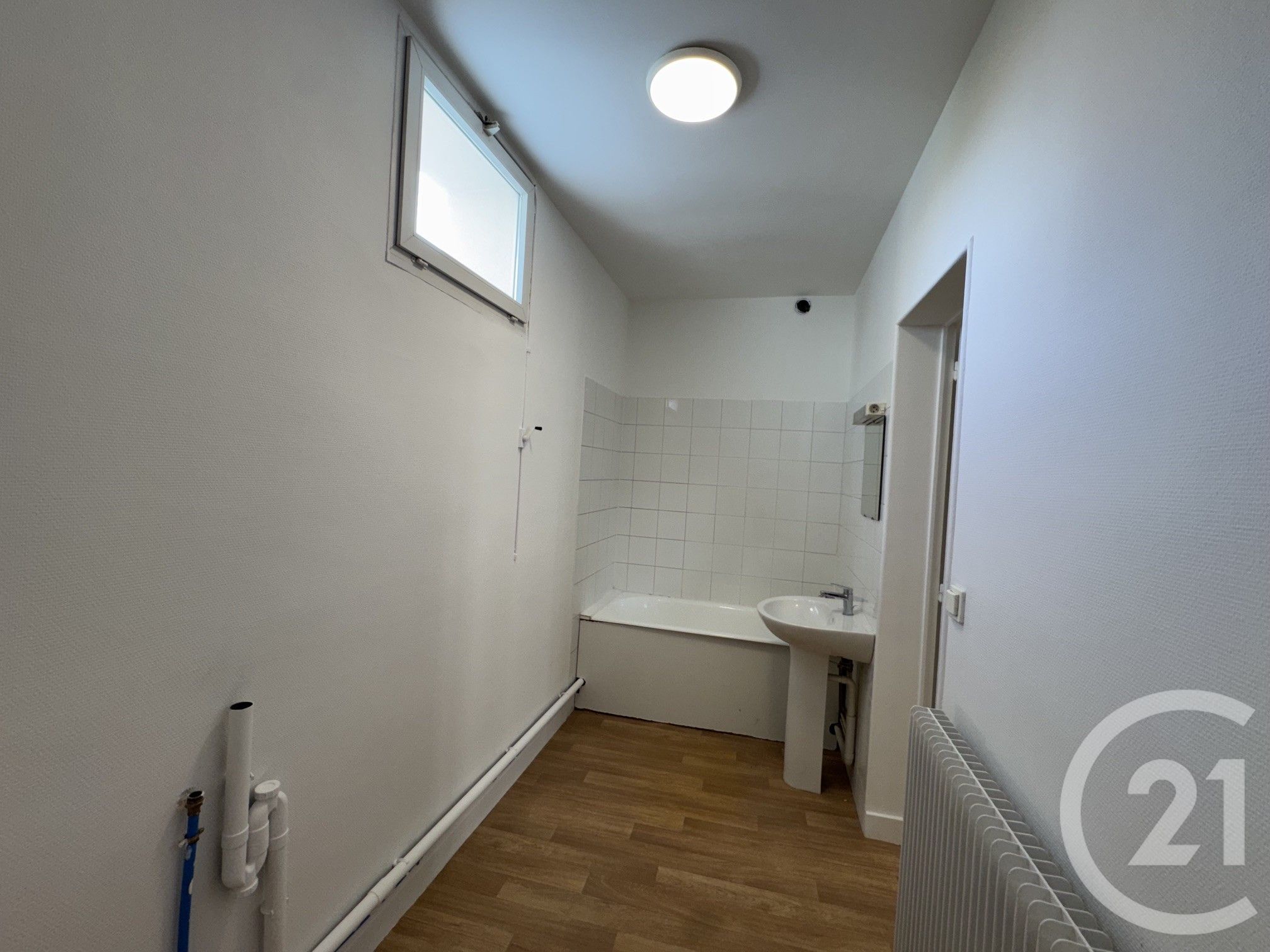 Flat Boulevard Saint-Denis in Courbevoie