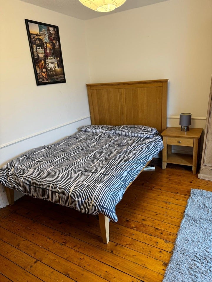 Room Oxford Gardens in Greater London