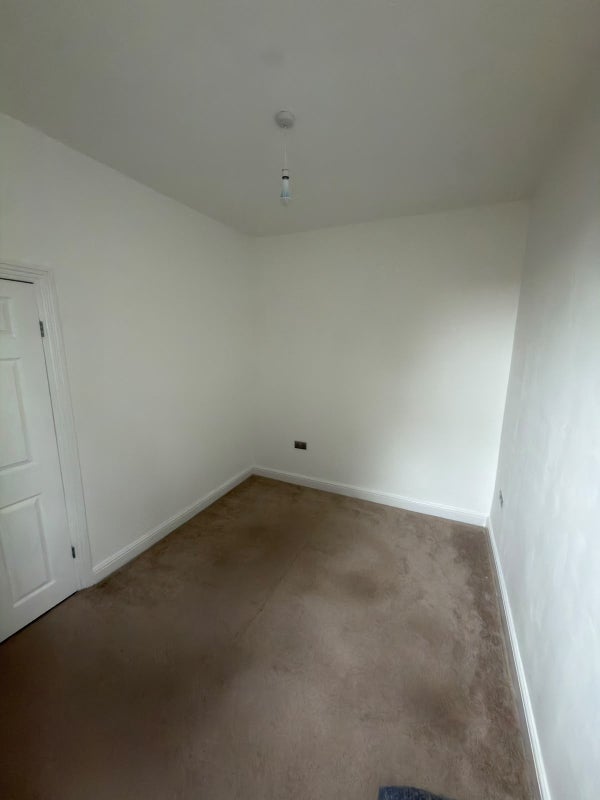 Room Maryland Square in Greater London