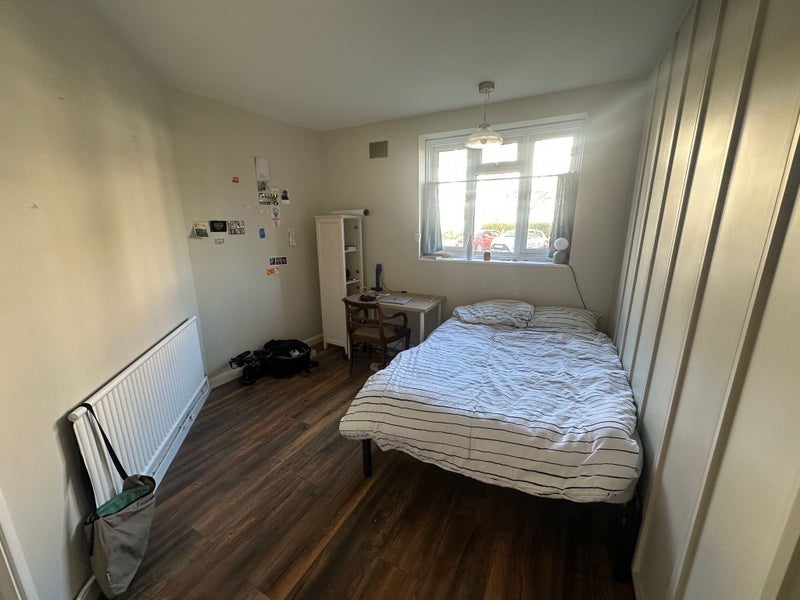 Room Gloucester Drive in Greater London